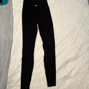 28 in align lululemon leggings!!